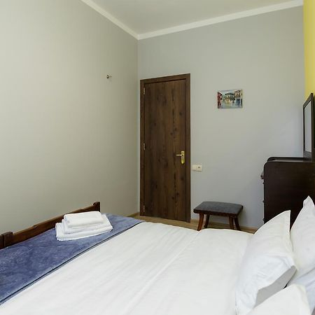 Big Family Guest House Tbilisi Ngoại thất bức ảnh