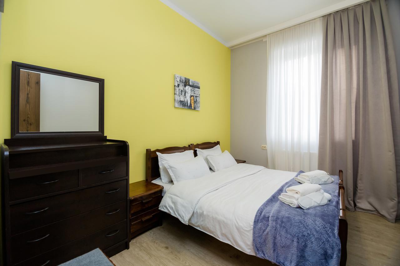 Big Family Guest House Tbilisi Ngoại thất bức ảnh