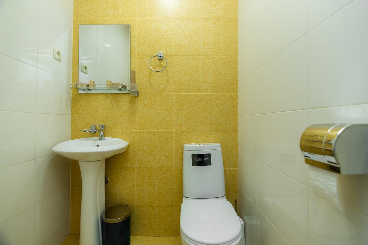 Big Family Guest House Tbilisi Ngoại thất bức ảnh