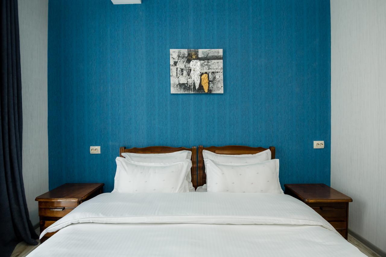 Big Family Guest House Tbilisi Ngoại thất bức ảnh